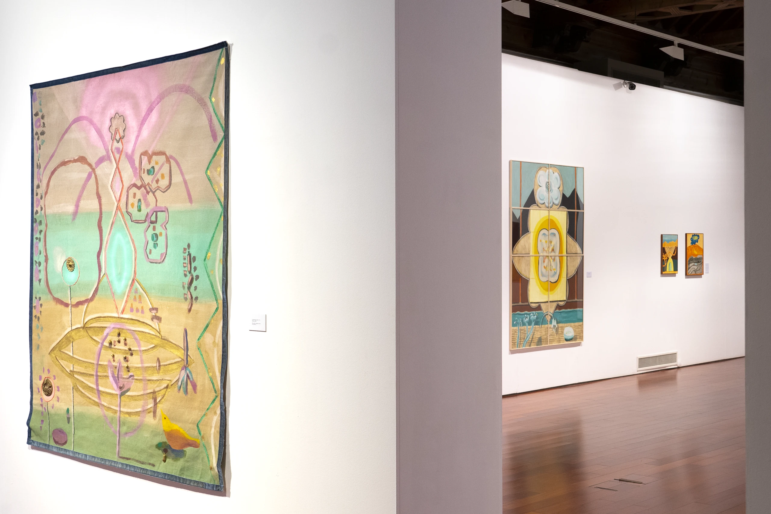 Vista de sala de la exposición «Una habitación propia» de Concha Ybarra en el Espacio Santa Clara